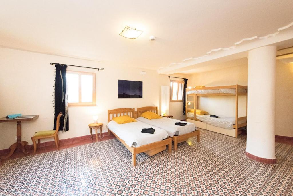 Eco-Hotel Et Yourtes Du Mercantour Guillaumes Bagian luar foto